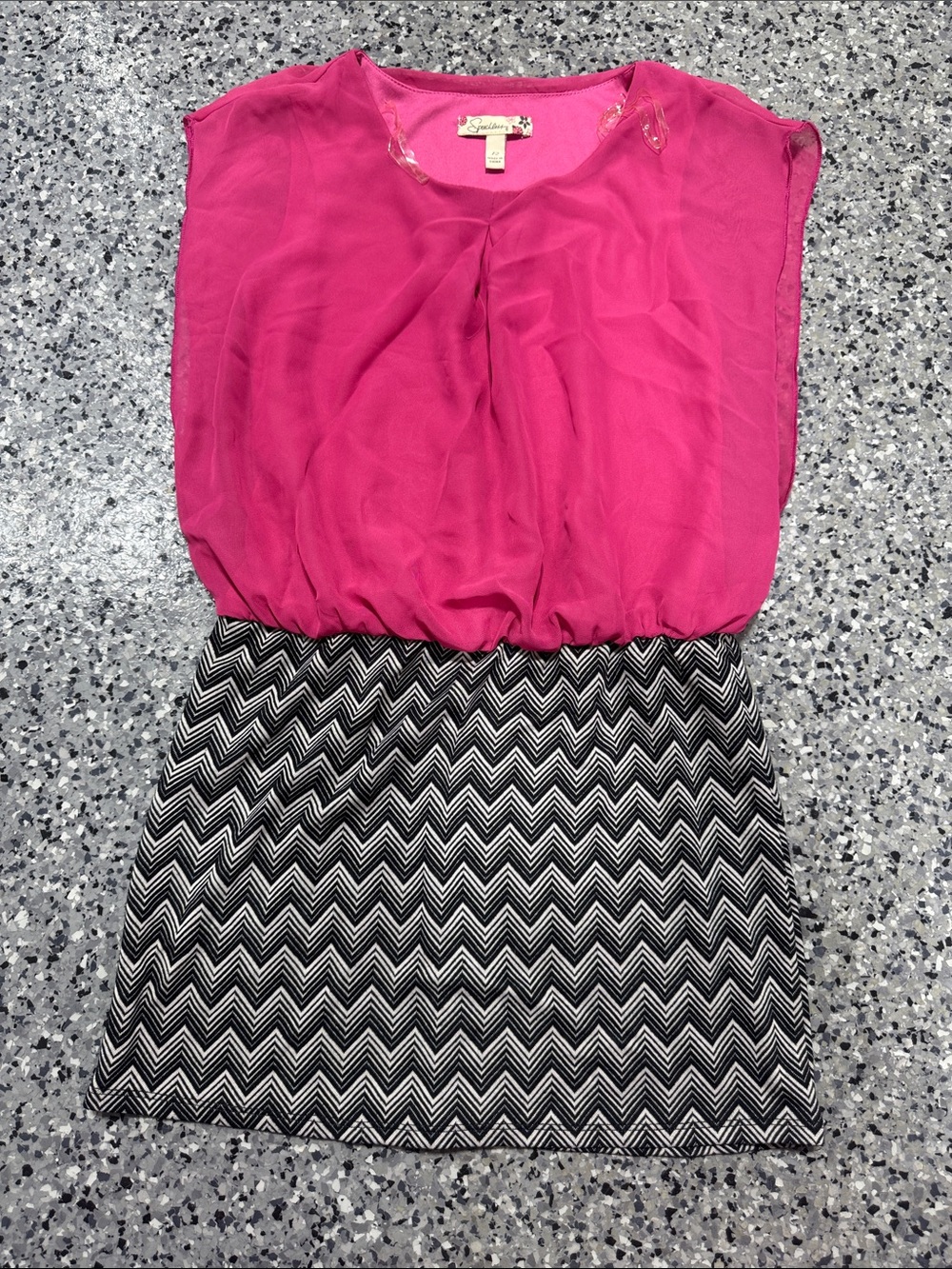 Speechless Hot Pink Blouson Mini Skirt with Black Chevron Print